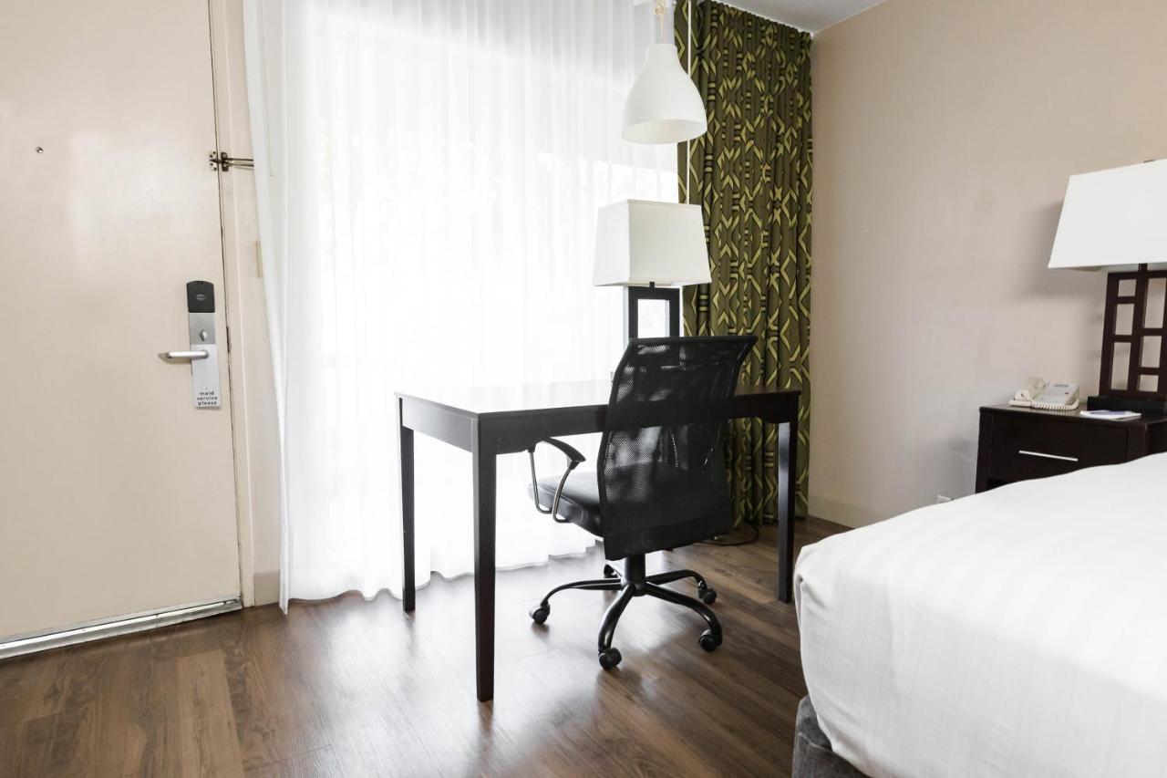 Vagabond Inn Окснард Экстерьер фото